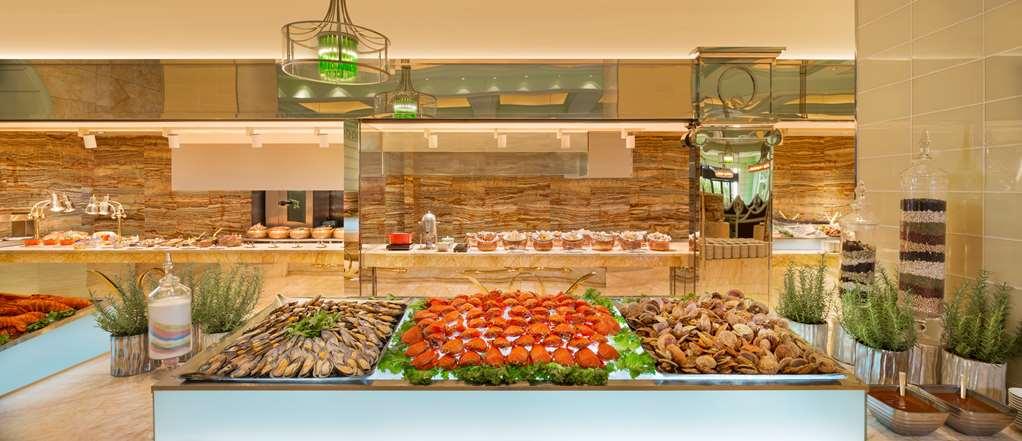 The Lin Hotel Tchaj-čung Restaurace fotografie Seafood at the buffet