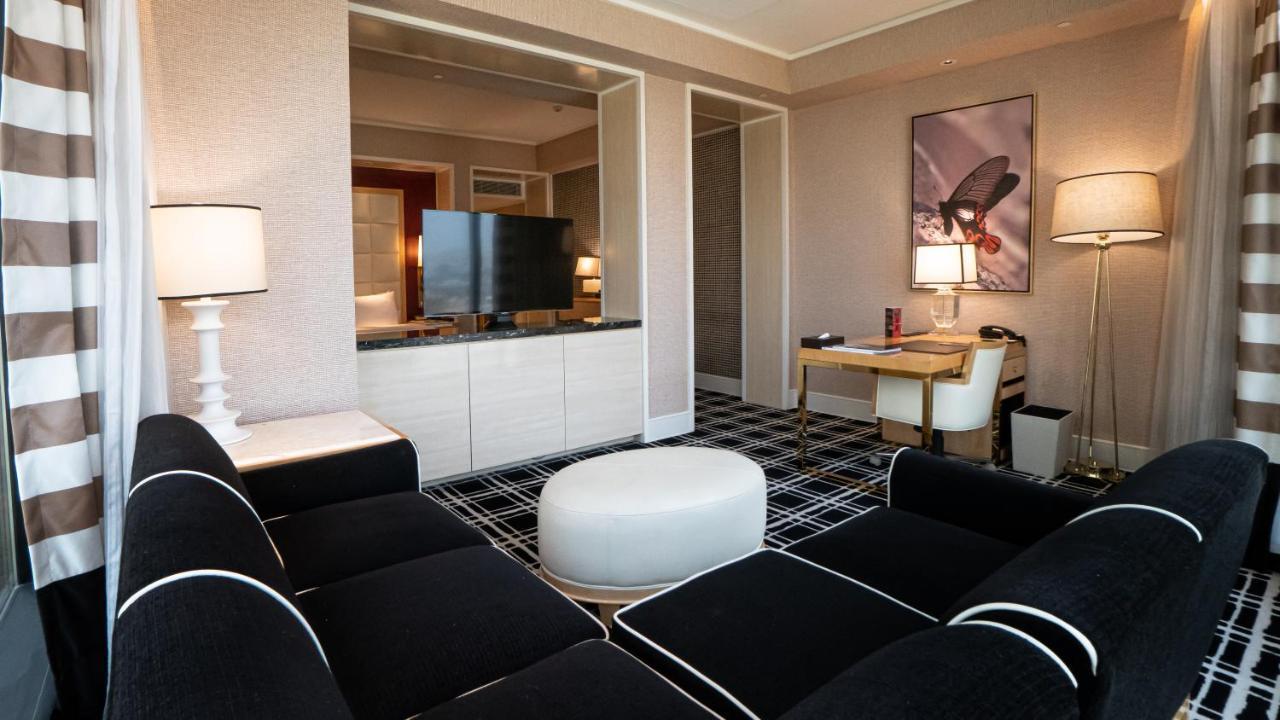 The Lin Hotel Tchaj-čung Exteriér fotografie A suite at the Mandarin Oriental, New York