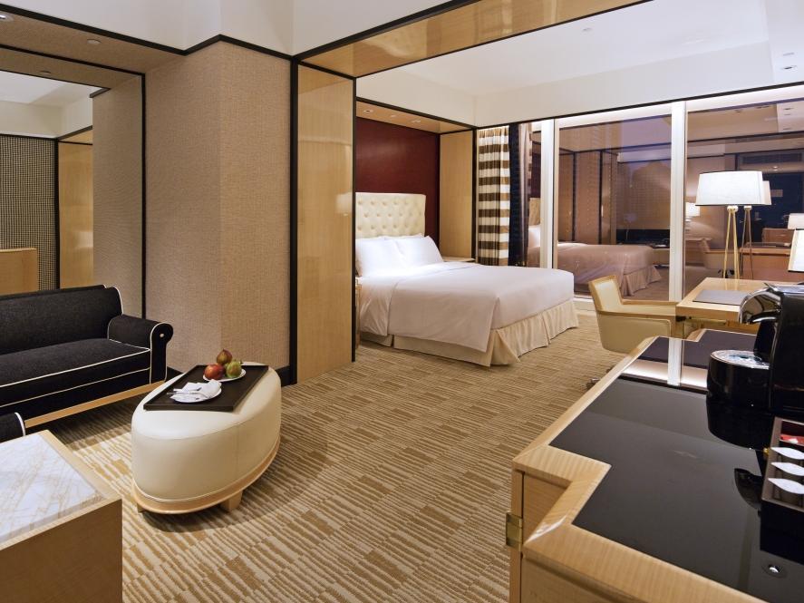The Lin Hotel Tchaj-čung Exteriér fotografie A suite at the hotel